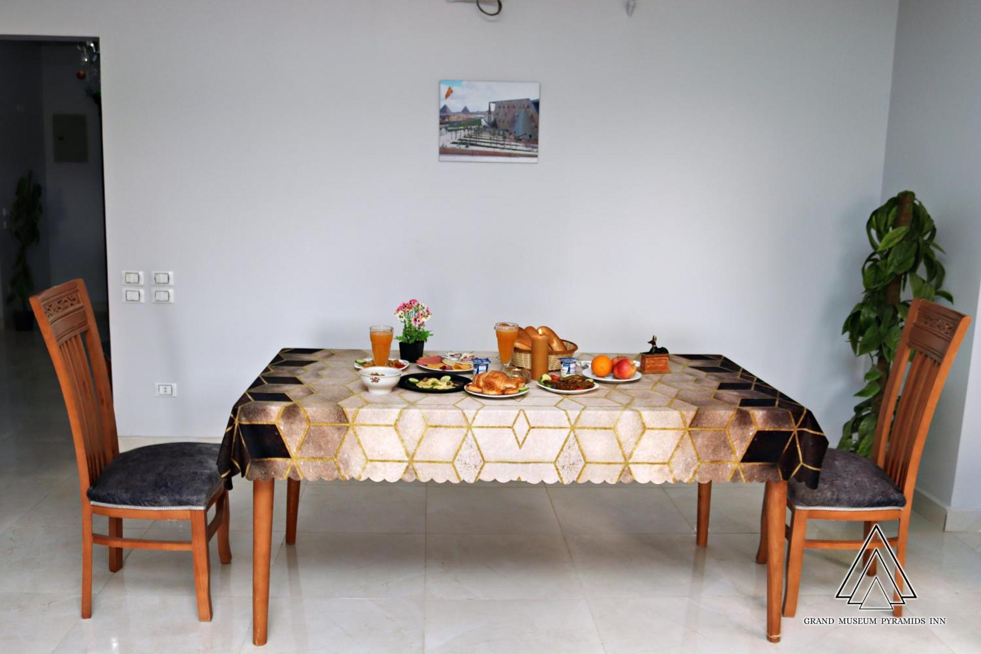Grand Museum Pyramids Inn Gíza Kültér fotó